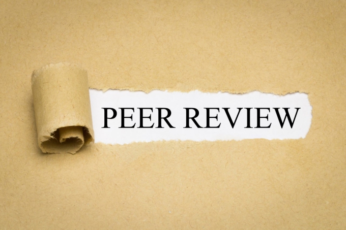  Terugblik op de peer review light A&A en NOA 